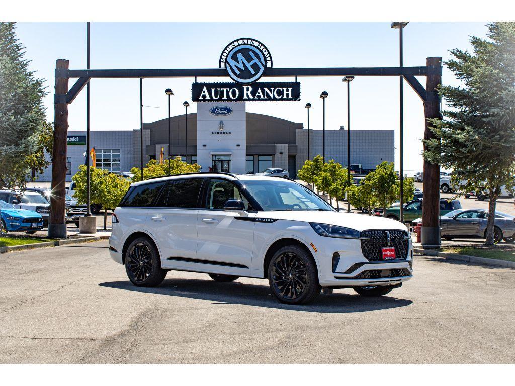new 2025 Lincoln Aviator car, priced at $77,500