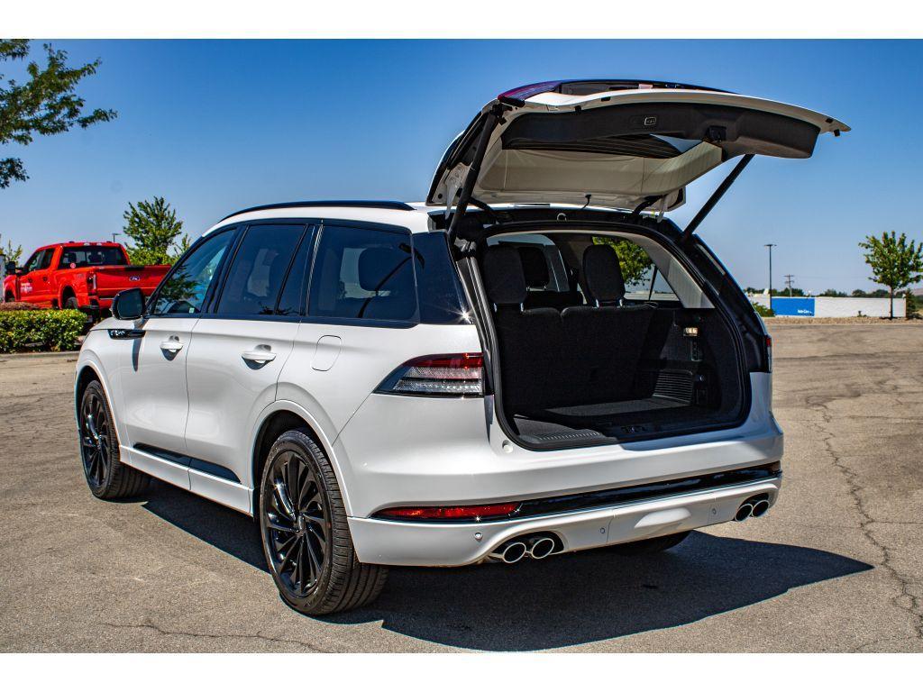 new 2025 Lincoln Aviator car, priced at $77,500