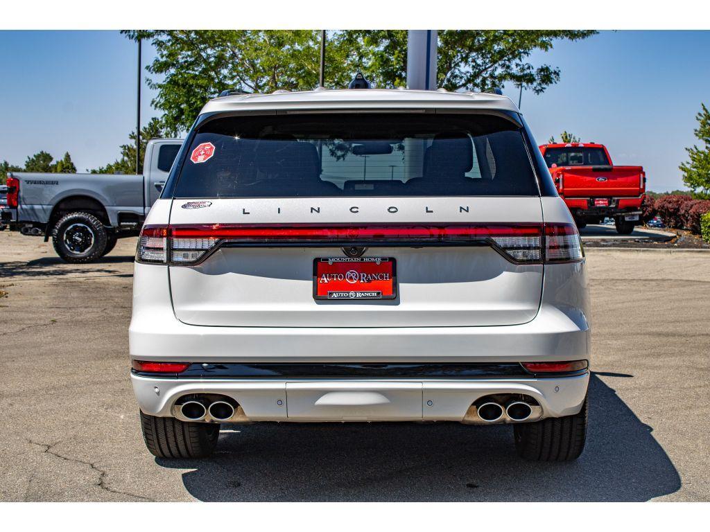 new 2025 Lincoln Aviator car, priced at $77,500