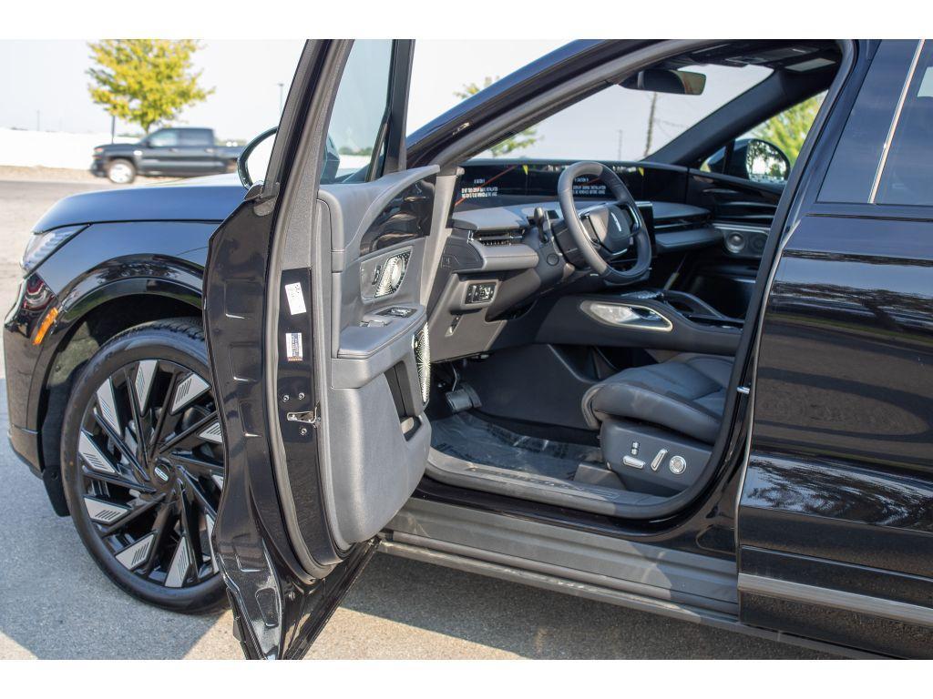 new 2025 Lincoln Nautilus car, priced at $72,730
