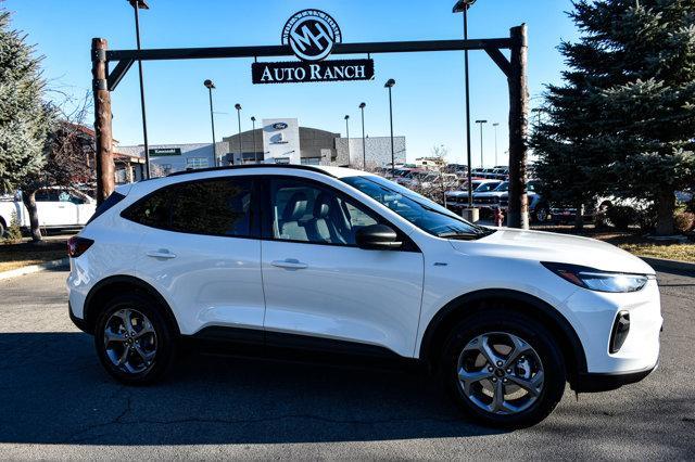 new 2025 Ford Escape car, priced at $33,670