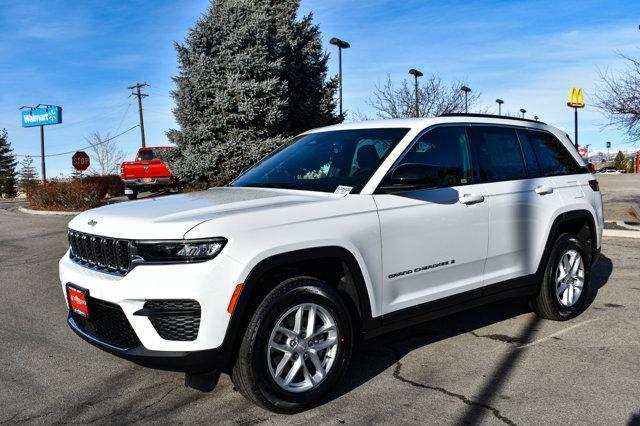 new 2025 Jeep Grand Cherokee car, priced at $42,103