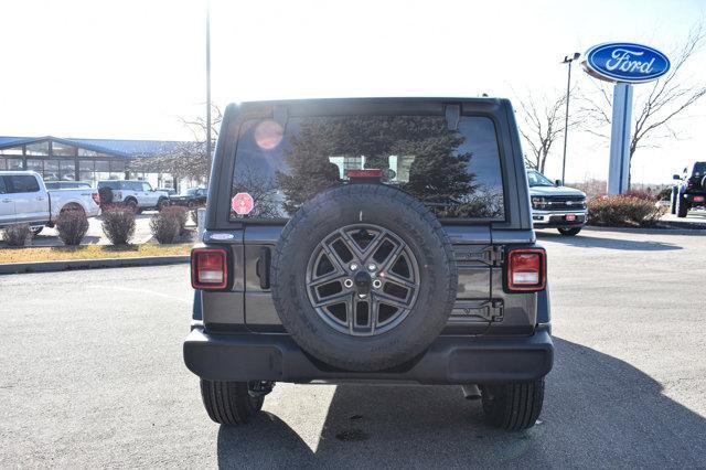 new 2025 Jeep Wrangler car, priced at $44,852