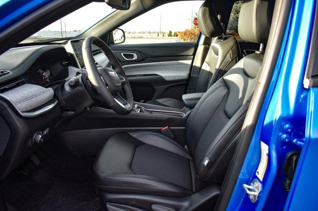 new 2025 Jeep Compass car, priced at $29,591