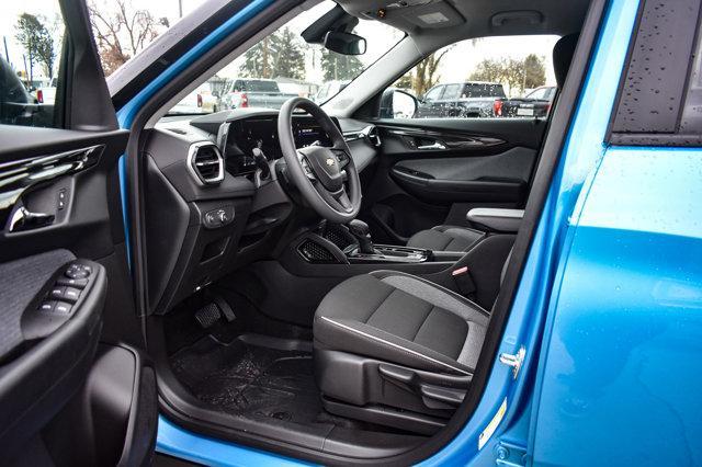 new 2025 Chevrolet TrailBlazer car, priced at $27,930