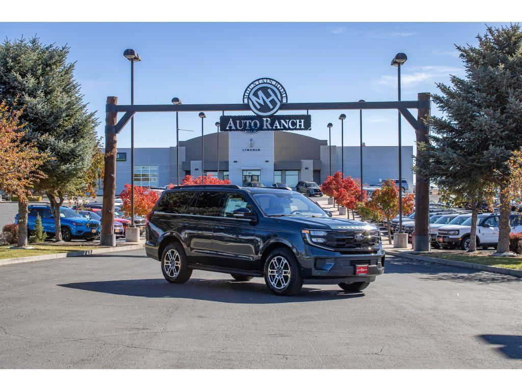 new 2025 Ford Expedition car, priced at $71,499
