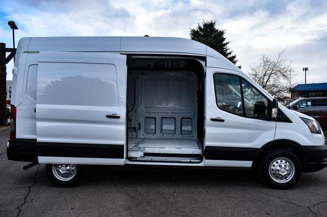 new 2024 Ford Transit-250 car