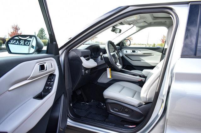 new 2025 Ford Explorer car, priced at $46,355