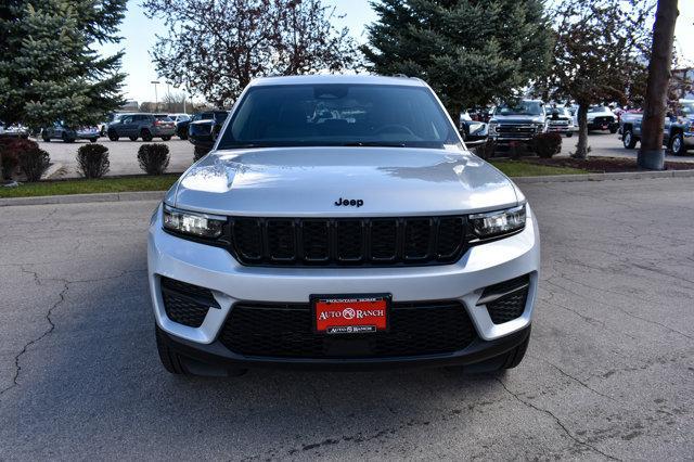 new 2024 Jeep Grand Cherokee car, priced at $44,294