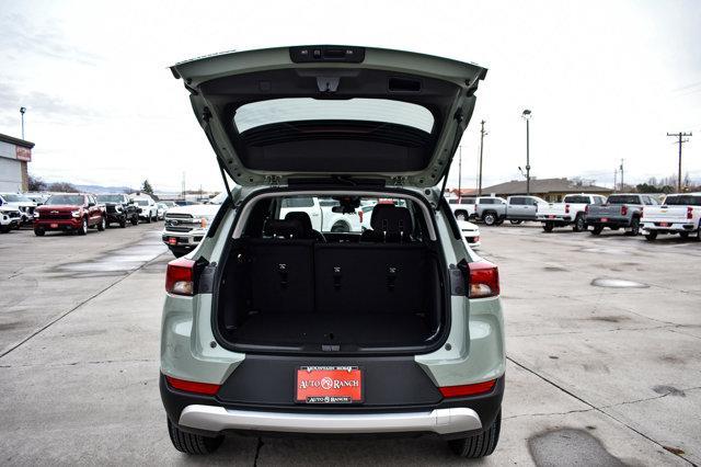 new 2025 Chevrolet TrailBlazer car, priced at $27,595