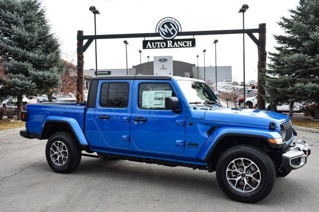 new 2024 Jeep Gladiator car, priced at $45,713