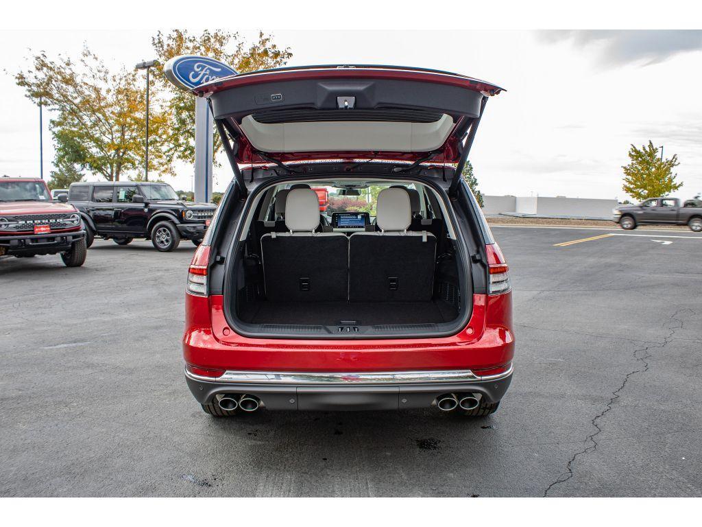 new 2025 Lincoln Aviator car, priced at $59,500