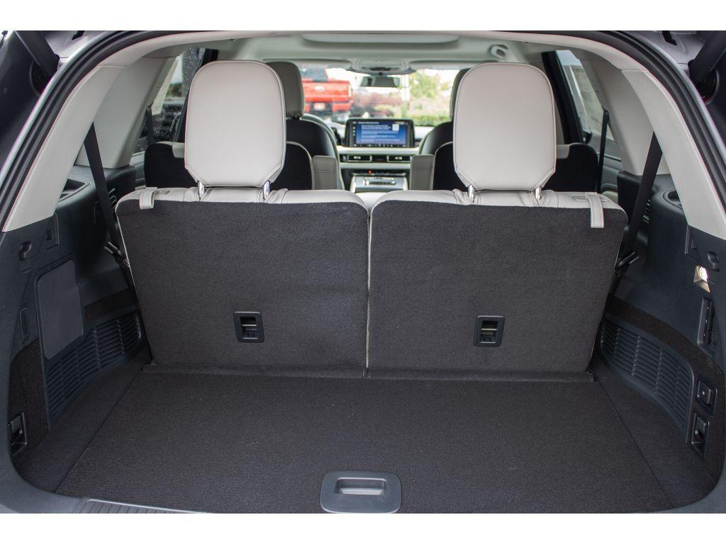 new 2025 Lincoln Aviator car, priced at $59,500