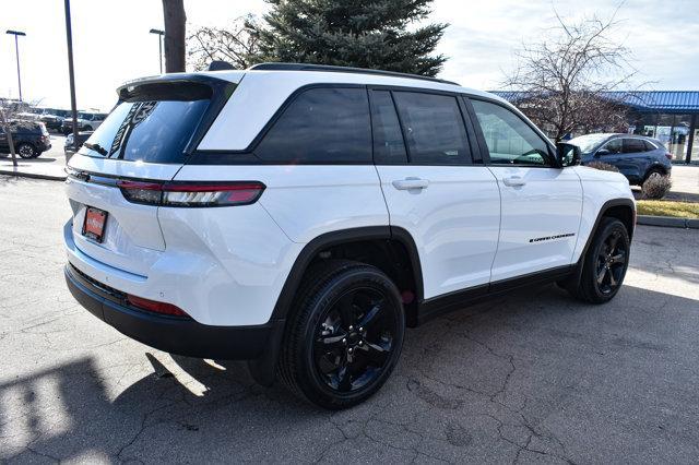 new 2024 Jeep Grand Cherokee car, priced at $46,046