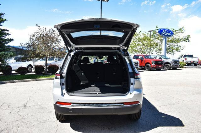 new 2024 Jeep Grand Cherokee car, priced at $40,484