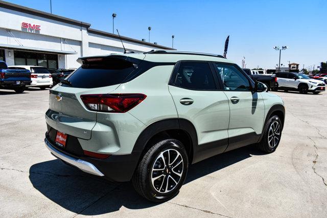 new 2025 Chevrolet TrailBlazer car, priced at $29,872