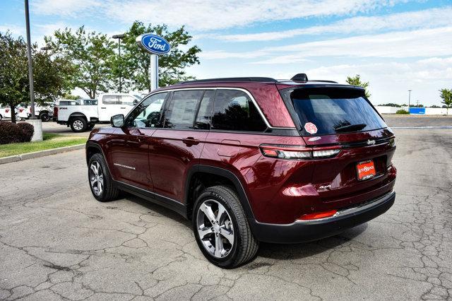 new 2024 Jeep Grand Cherokee car, priced at $49,183