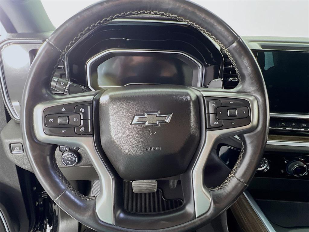 used 2022 Chevrolet Silverado 1500 car, priced at $42,995