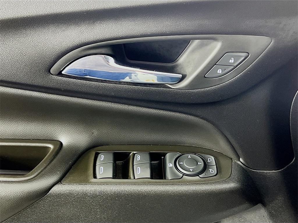 used 2023 Chevrolet Equinox car, priced at $23,995