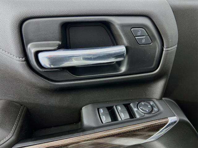 used 2021 Chevrolet Silverado 1500 car, priced at $35,620