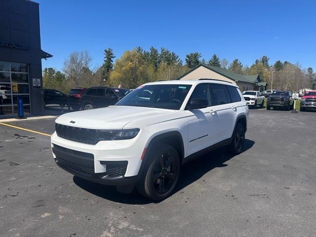 new 2024 Jeep Grand Cherokee L car, priced at $47,428