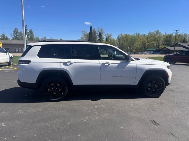 new 2024 Jeep Grand Cherokee L car, priced at $47,428