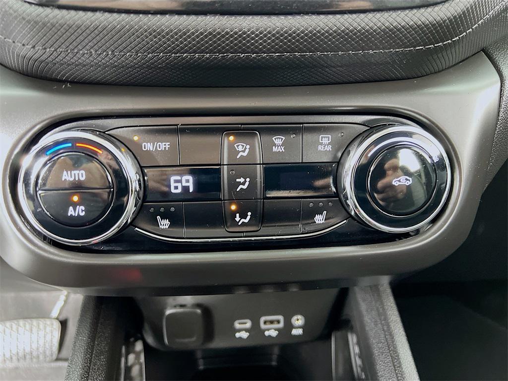 used 2023 Chevrolet TrailBlazer car, priced at $22,298