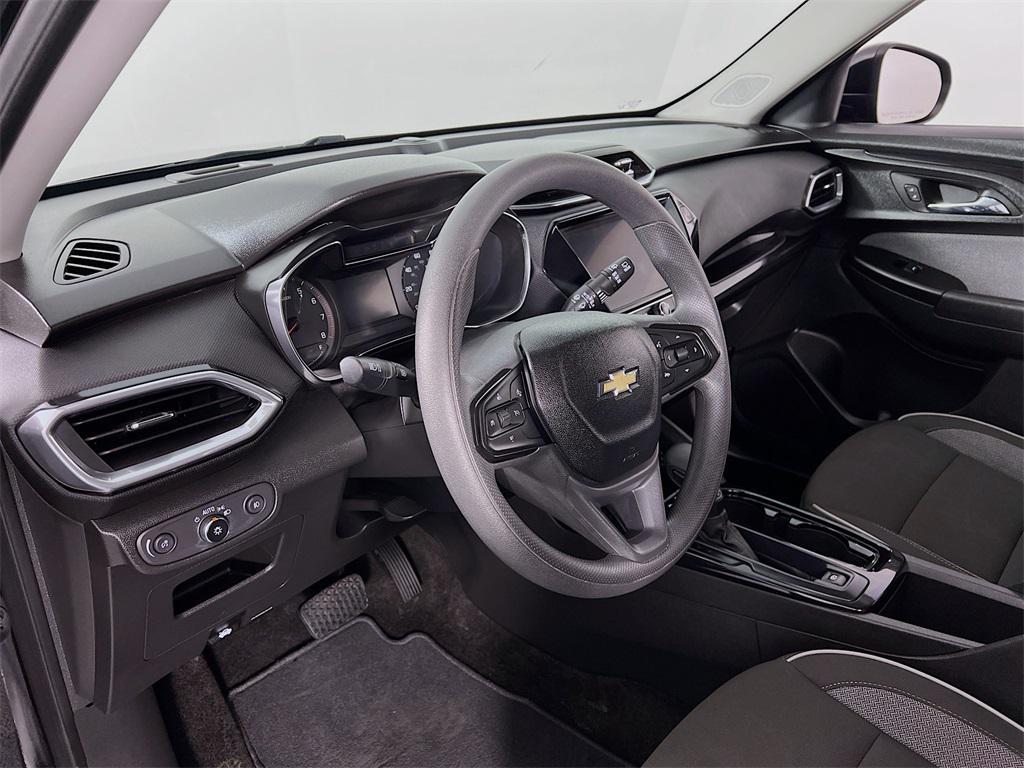 used 2023 Chevrolet TrailBlazer car, priced at $22,298