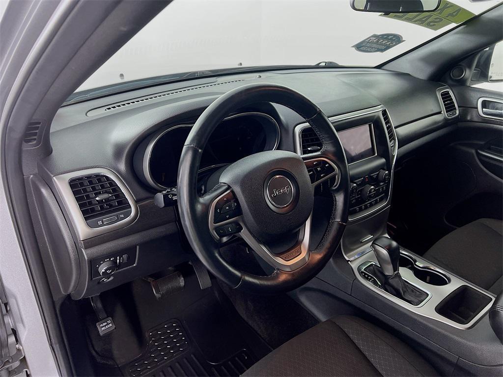 used 2018 Jeep Grand Cherokee car, priced at $15,995