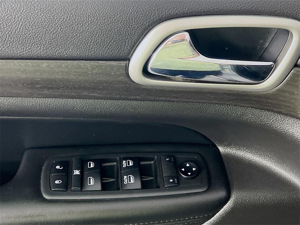 used 2018 Jeep Grand Cherokee car, priced at $15,995