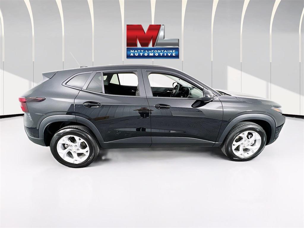 used 2024 Chevrolet Trax car, priced at $22,366