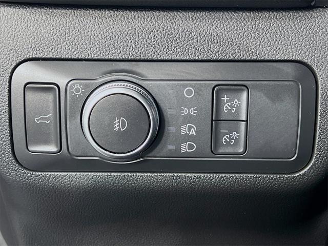 used 2022 Ford Escape car, priced at $25,893