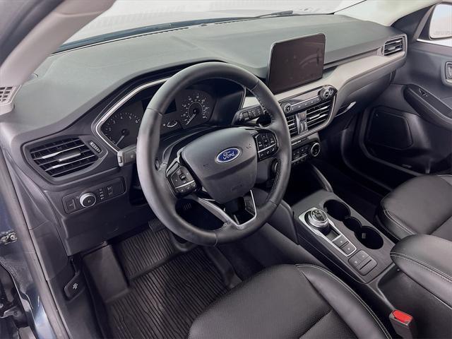 used 2022 Ford Escape car, priced at $25,893