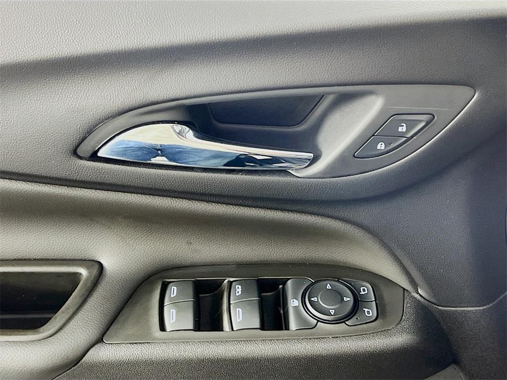 used 2024 Chevrolet Equinox car, priced at $23,527