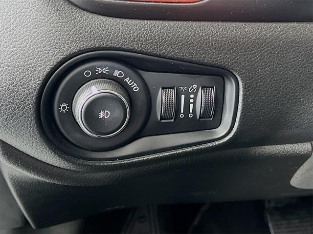 used 2015 Jeep Renegade car, priced at $9,740