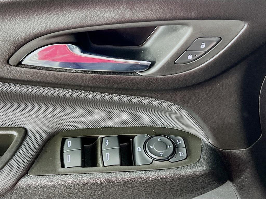 used 2022 Chevrolet Equinox car, priced at $26,995
