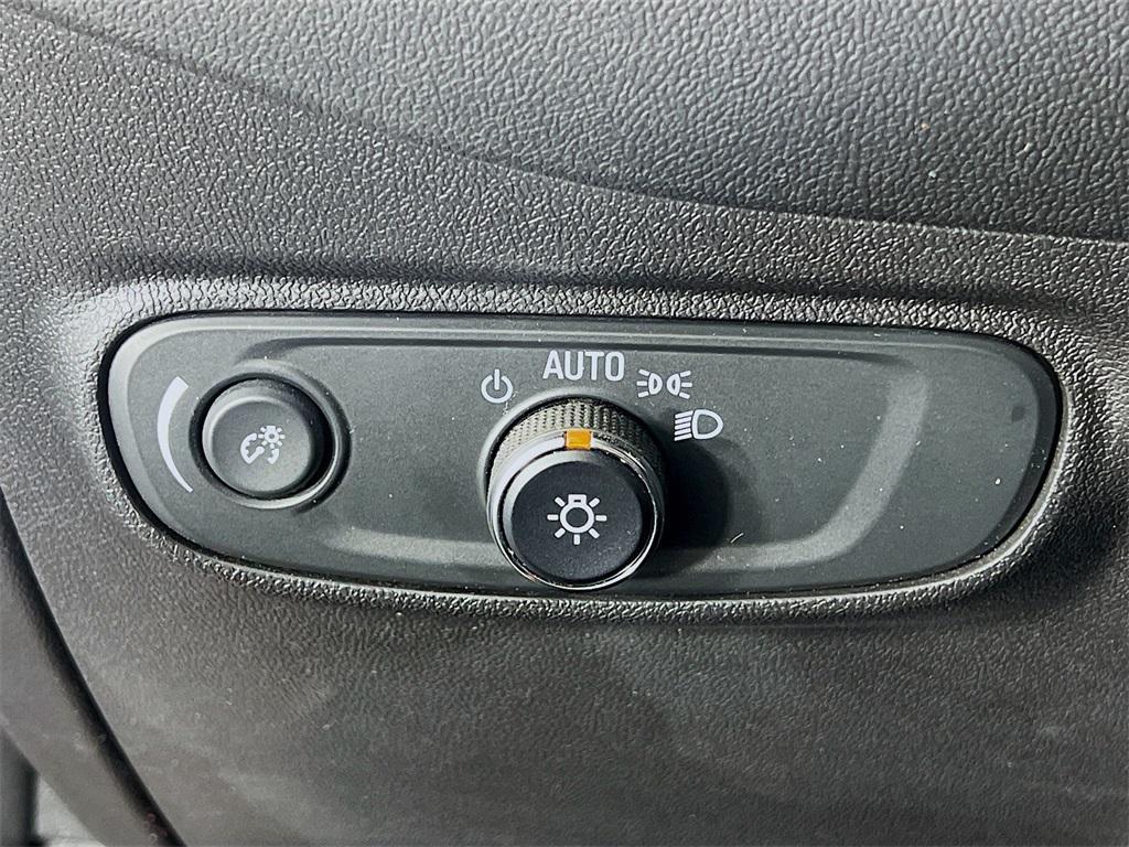 used 2023 Chevrolet Equinox car, priced at $23,074