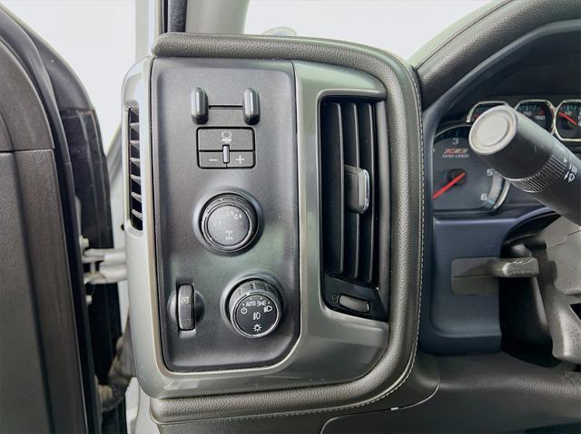 used 2018 Chevrolet Silverado 1500 car, priced at $29,982