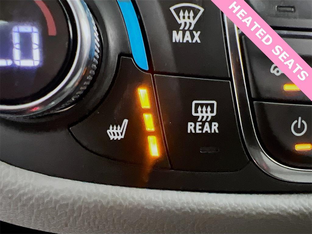 used 2023 Chevrolet Equinox car, priced at $20,994