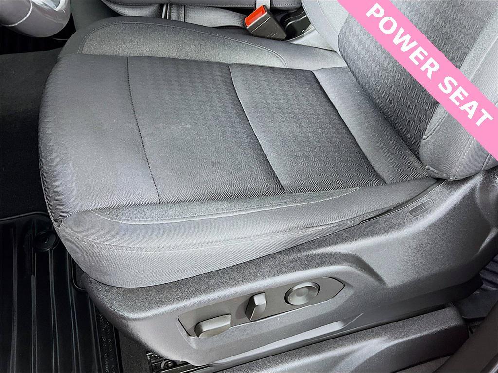 used 2022 Chevrolet Silverado 1500 car, priced at $32,260