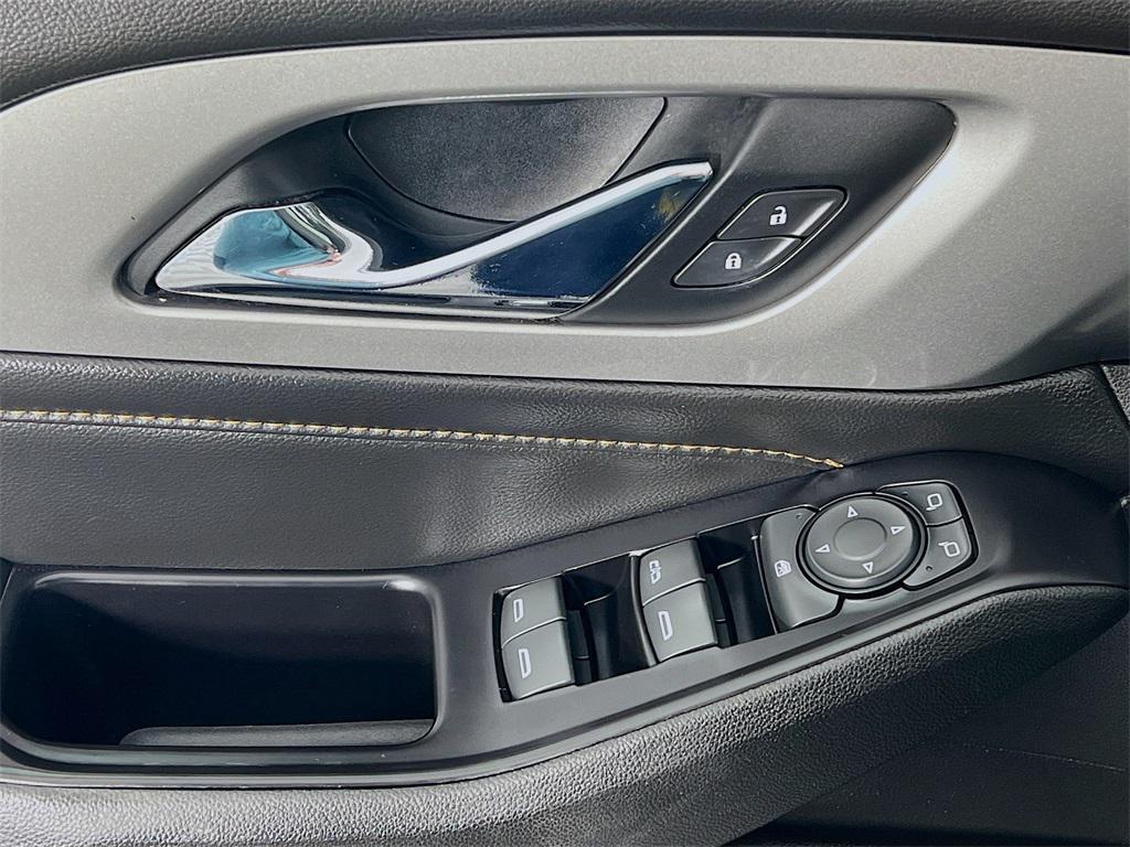 used 2018 Chevrolet Traverse car, priced at $14,328