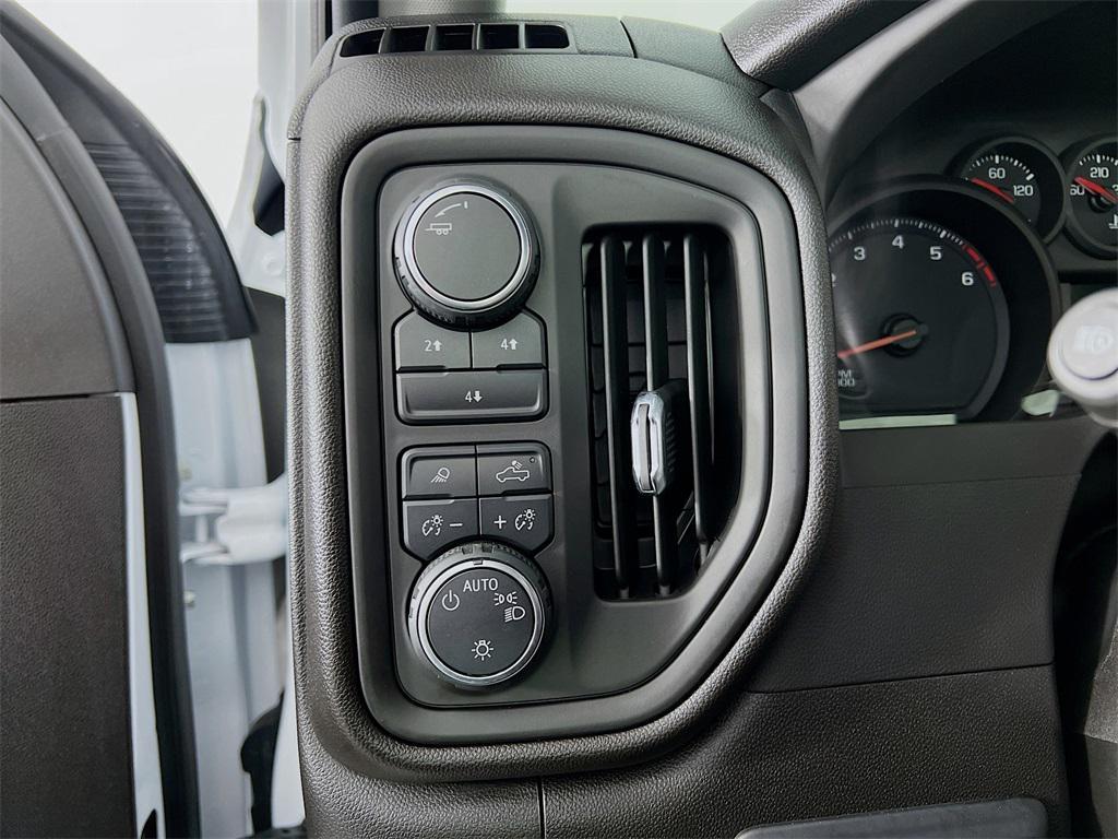new 2025 Chevrolet Silverado 2500 car, priced at $62,990