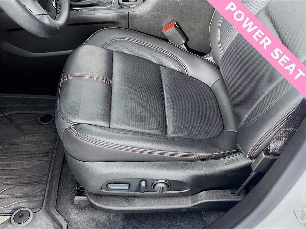 used 2023 Chevrolet Traverse car, priced at $39,225