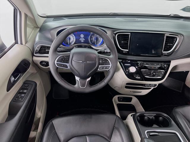 used 2023 Chrysler Pacifica car, priced at $27,856