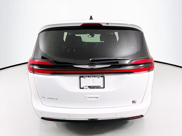 used 2023 Chrysler Pacifica car, priced at $27,856