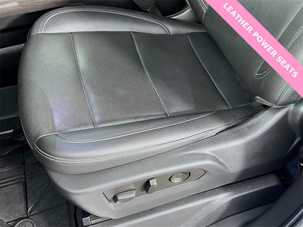 used 2022 Chevrolet Silverado 1500 car, priced at $41,722