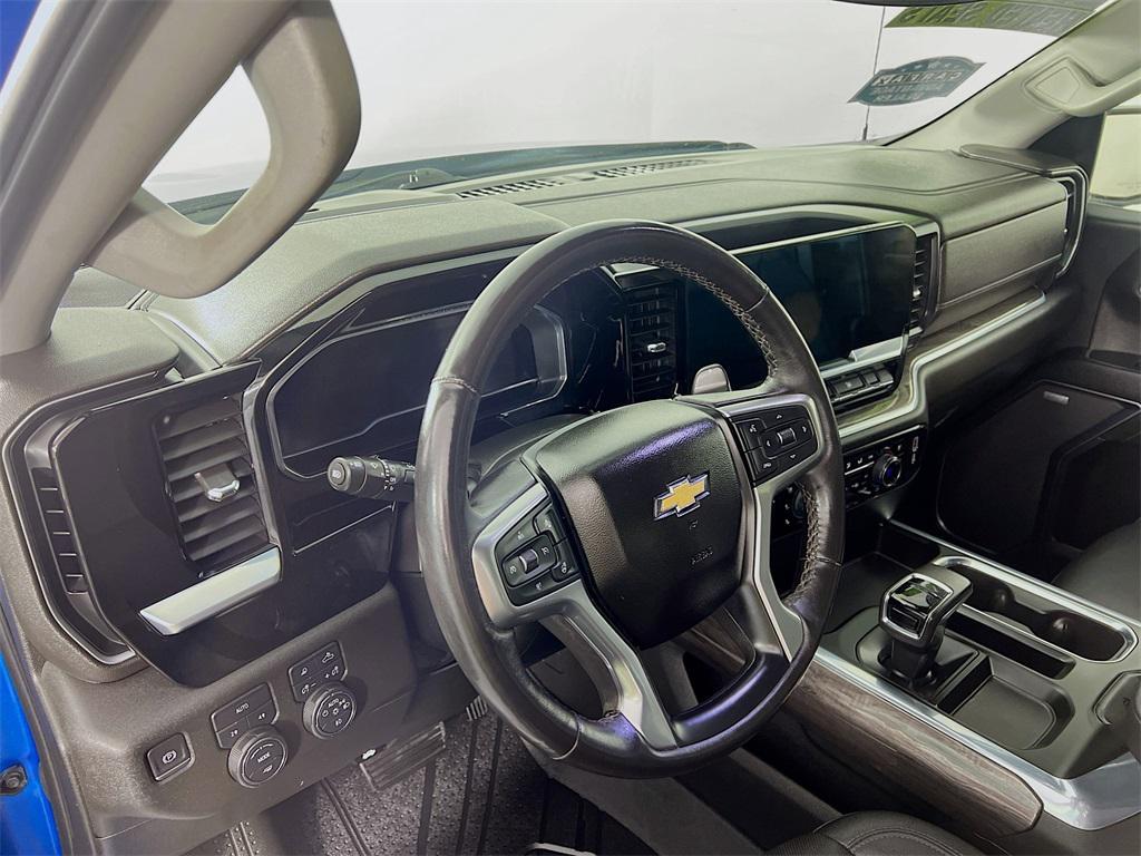 used 2022 Chevrolet Silverado 1500 car, priced at $41,722