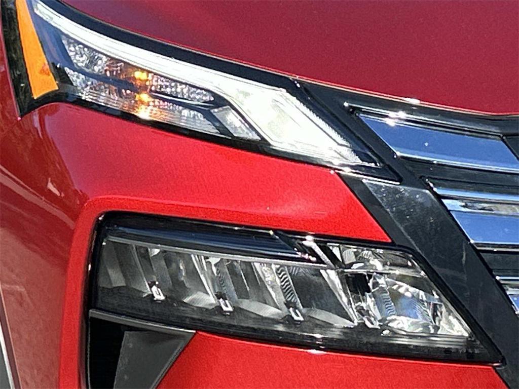 used 2025 Nissan Rogue car, priced at $26,924