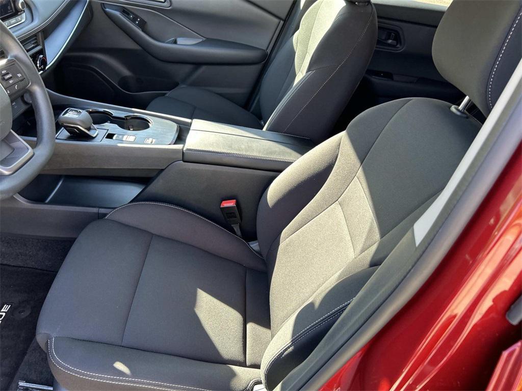 used 2025 Nissan Rogue car, priced at $26,924