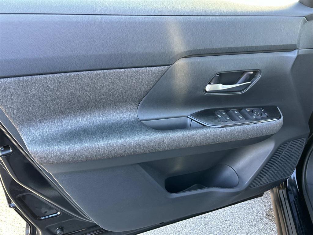 new 2026 Nissan Kicks car, priced at $26,423